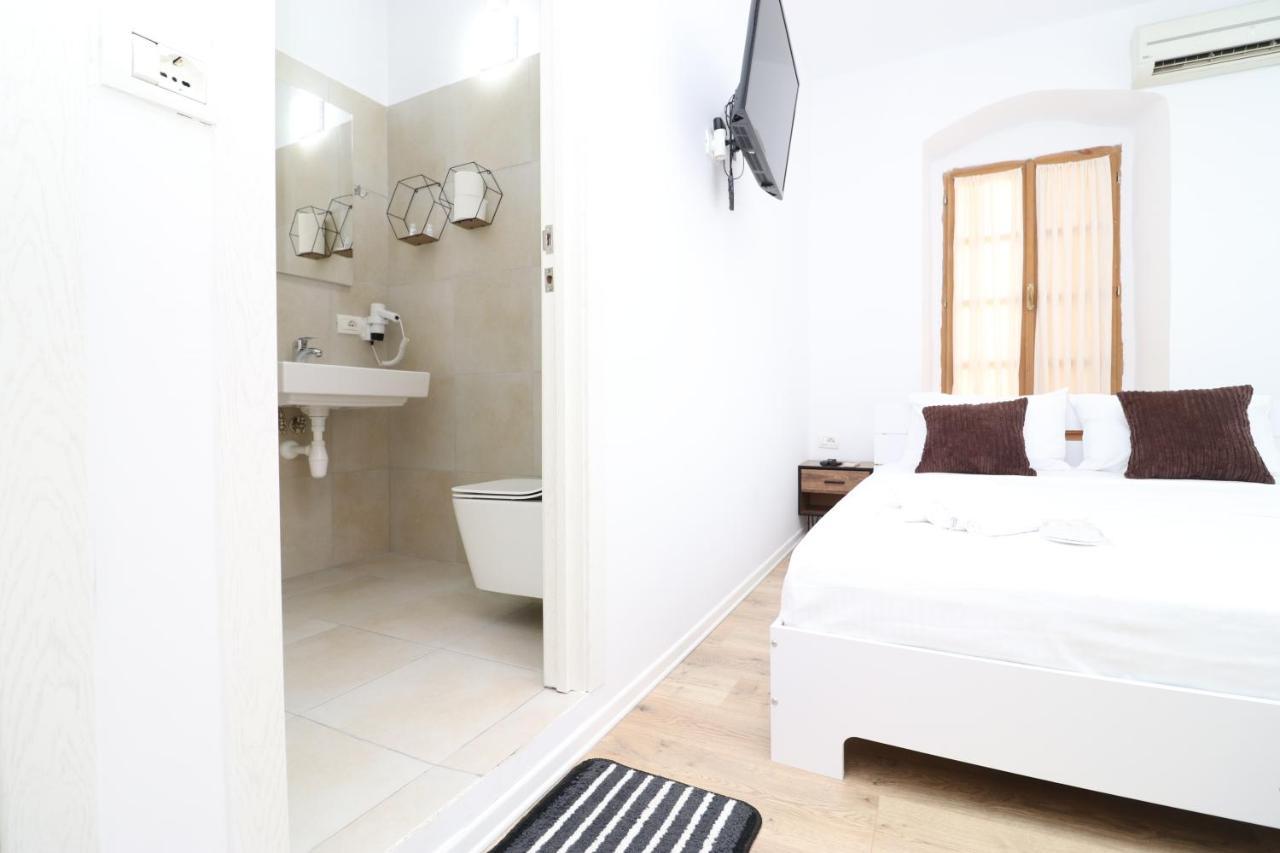 Gaia Bed & Breakfast Vlorë Exterior foto